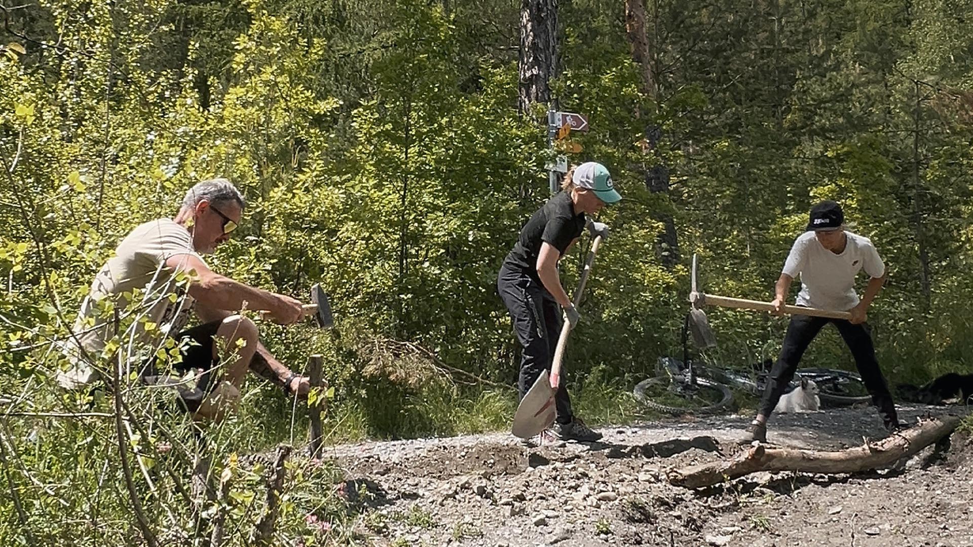 2505 benevoles entretien trails vtt valais