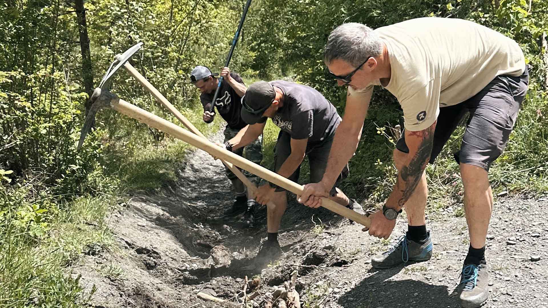 Herbst 2025: Neue Termine für die Trailpflege — wir zählen auf euch!